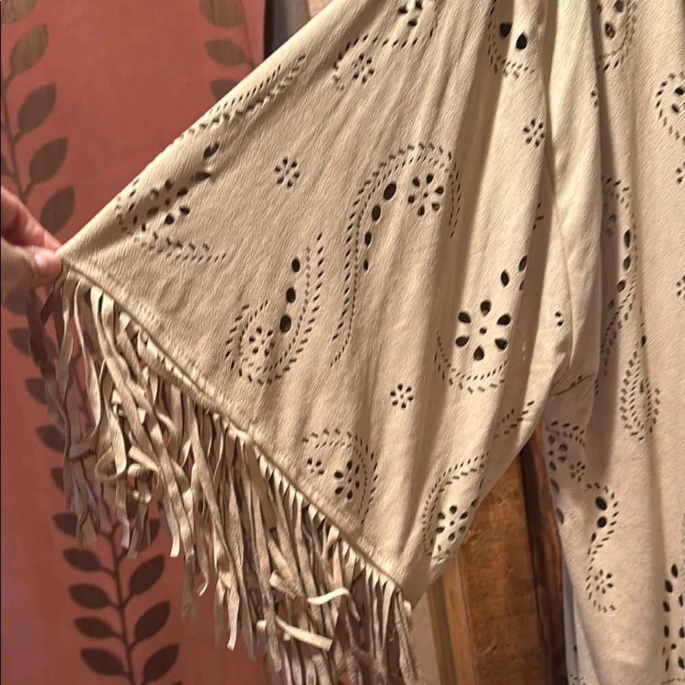 Wrangler Cream Cardigan with Fringe Details - Picture 2 of 6